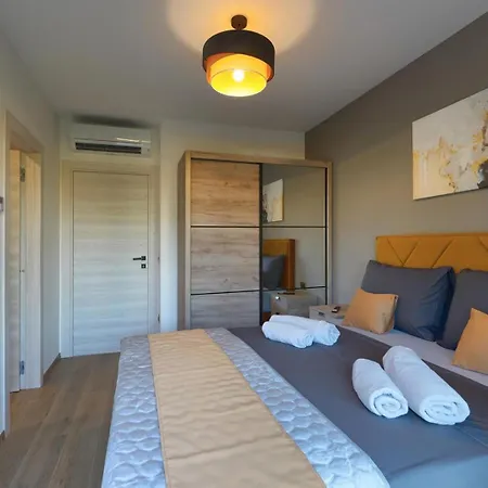 Bavigo And Pieron Villa