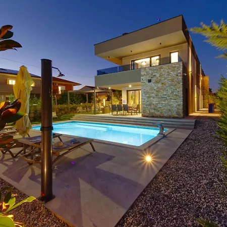 Villa Bavigo And Pieron *